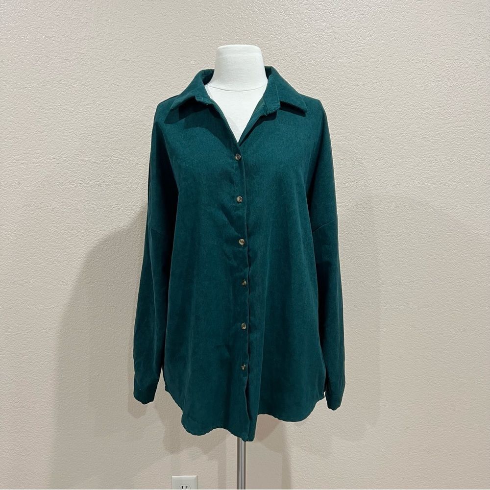 Green Corduroy Button Down with Festive Camper Christmas Tree Design Large - Picture 4 of 9
